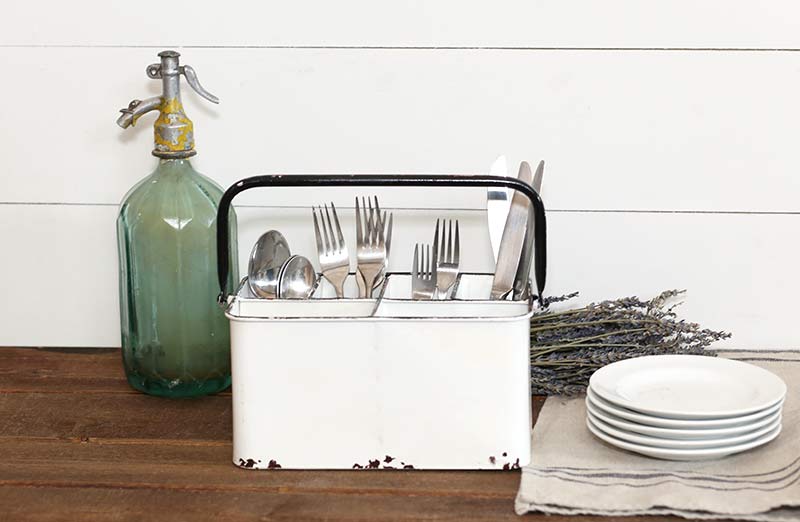 Chippy Enamel Divided Caddy