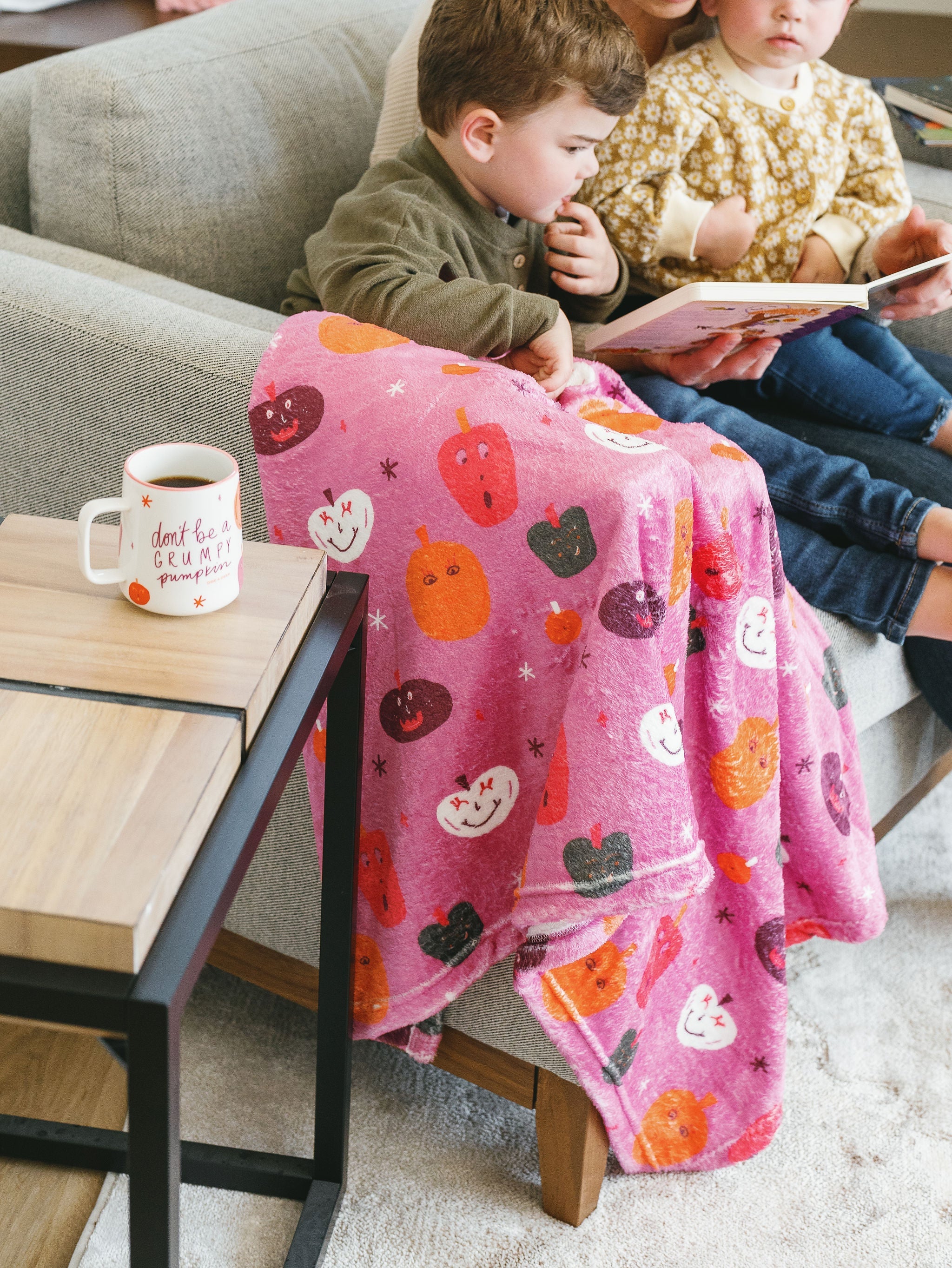 Happy Pumpkin 30x40 Blanket + Bag Set