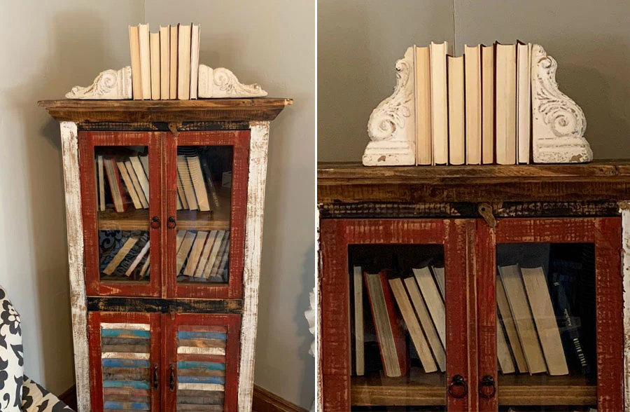 Chippy White Corbels, Set of 2