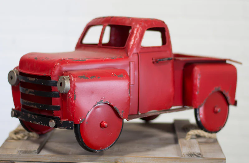 *HUGE* Antiqued Metal Red Truck