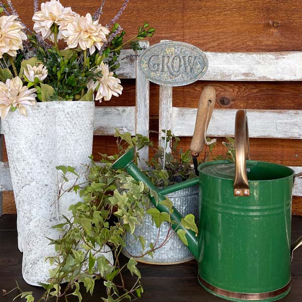 Grow Distressed Garden Stake