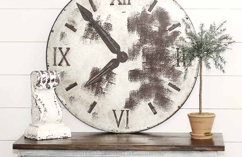 Distressed White Antique Corbel