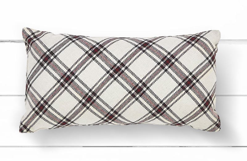 Naughty or Nice Pillow Set