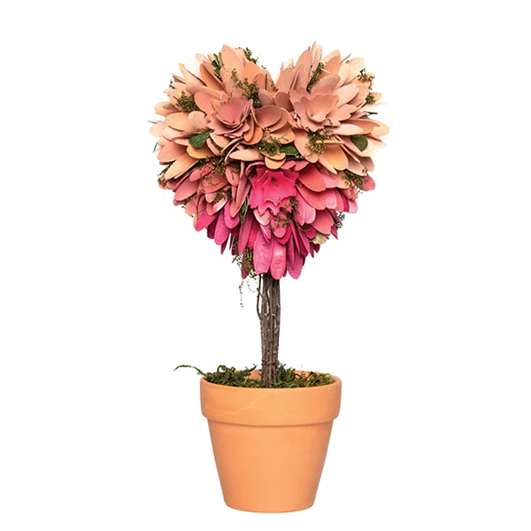 Wood Chip Heart Topiary