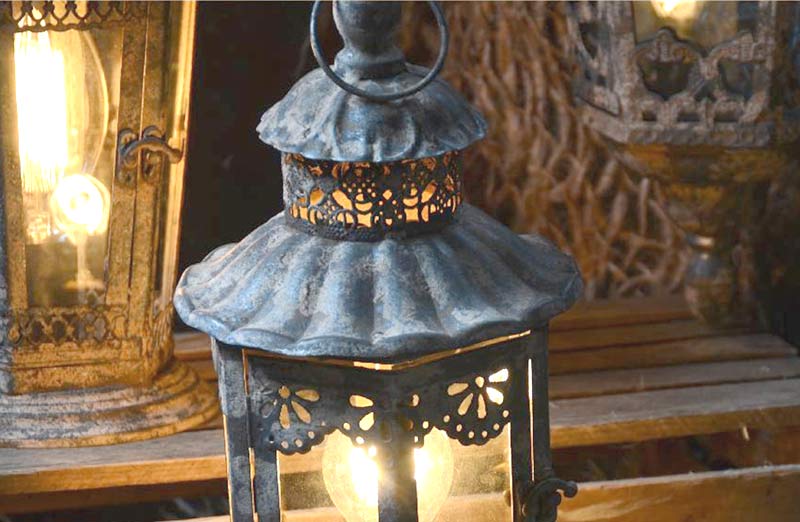 Distressed Pagoda Lantern