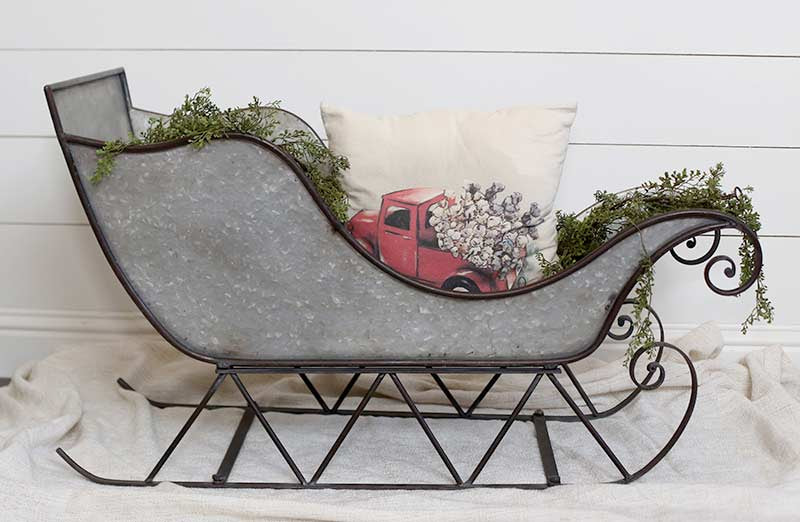 HUUUGE Tin Holiday Sleigh