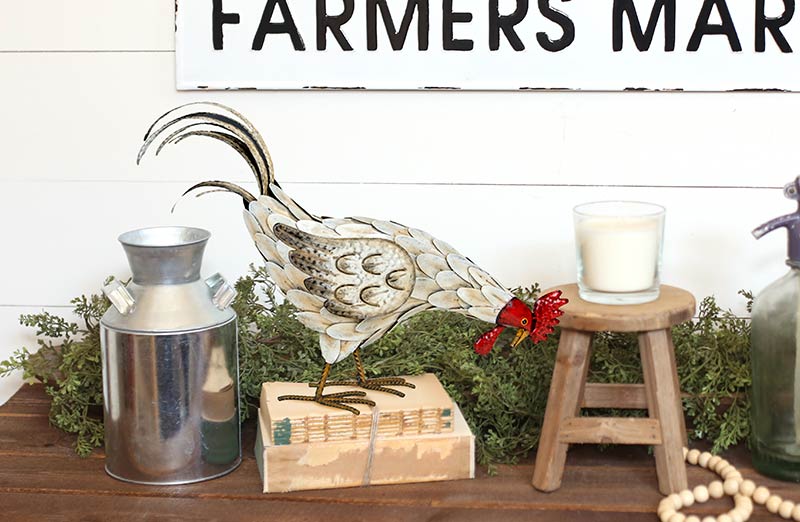 Distressed Metal Pecking Rooster