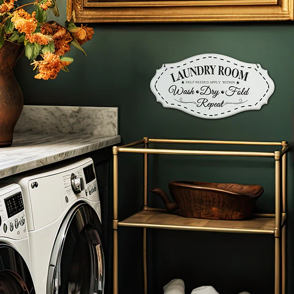 Vintage Inspired Farmhouse Laundry Room Sign