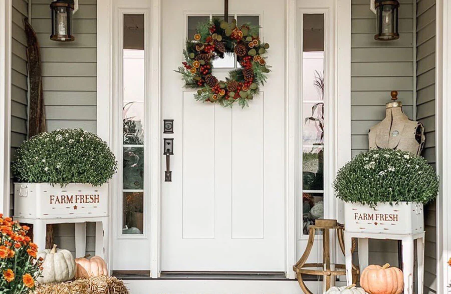 Premium Pine Wreath with Oranges and Berries
