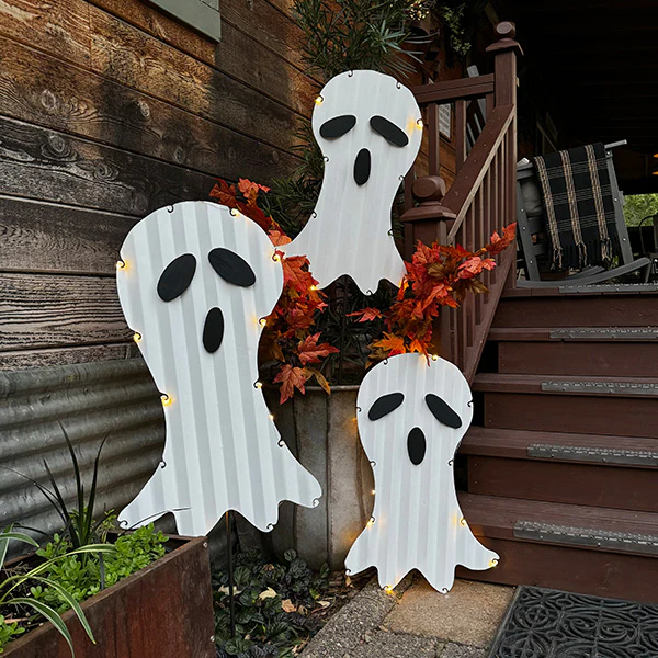 Light Up Metal Ghost Outdoor Yard Decoration, Set of Three