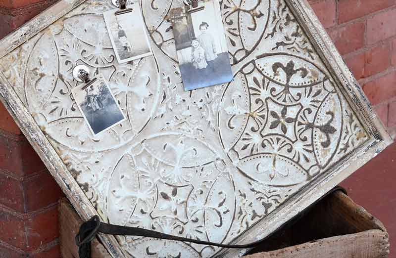 Embossed Magnetic Tin Tile