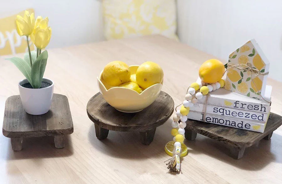 Wooden Cutting Board Pedestal, Set of 4