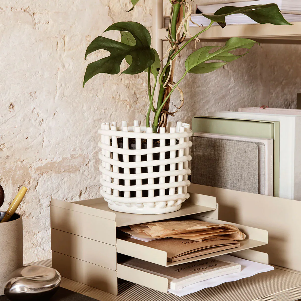 Ferm LIVING | Ceramic Basket - Small - Off-White