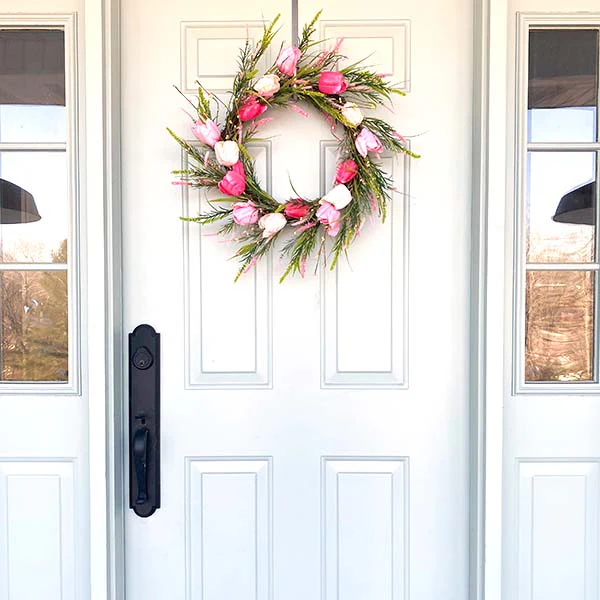 Premium Lush Tulip Wreath