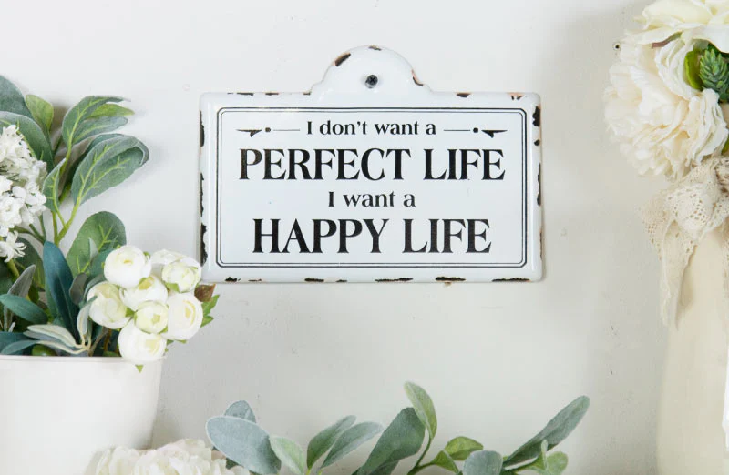 Enamel Happy Life Sign
