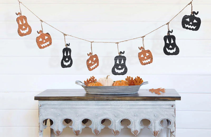 Metal Jack-O-Lantern Garland