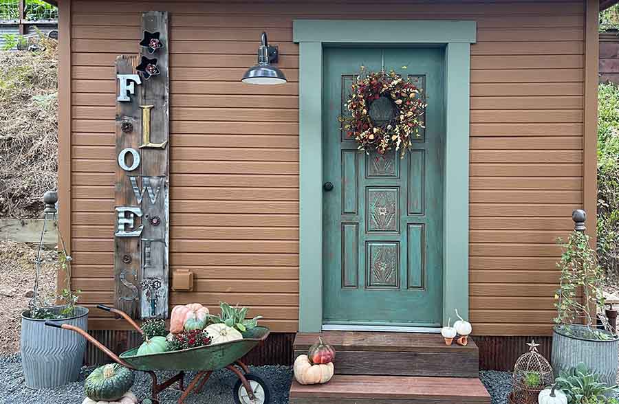 Premium Cape Gooseberry Wreath