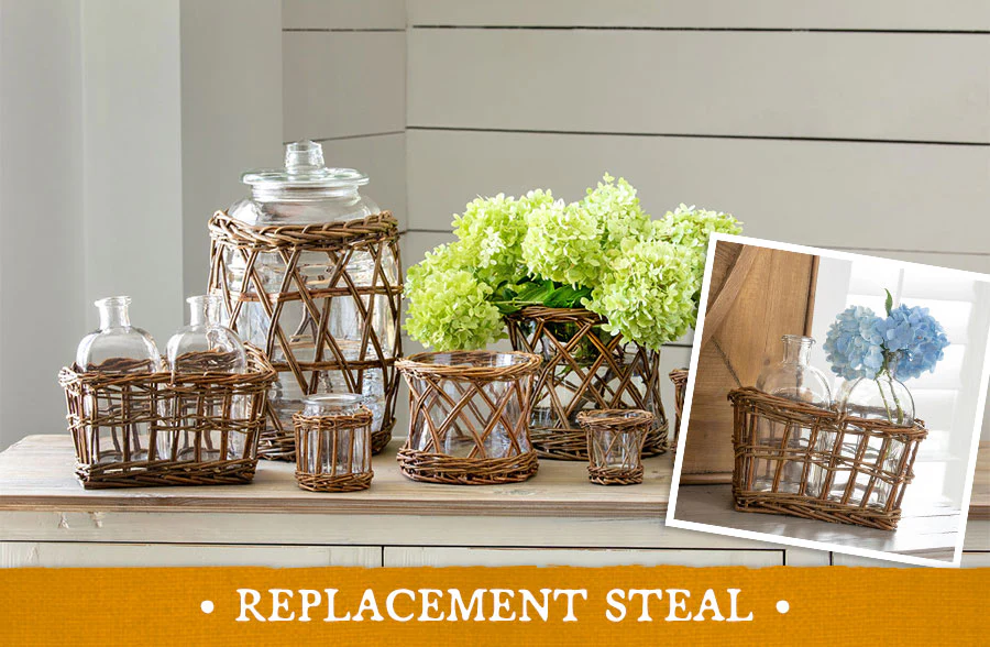 Natural Willow Basket With Two Glass Vases