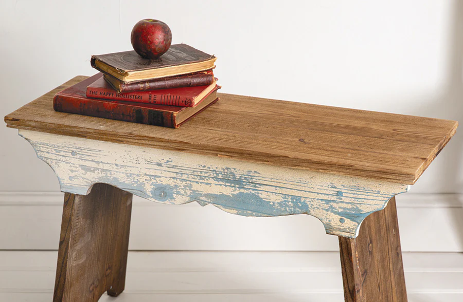 Distressed Wooden Scalloped Bench