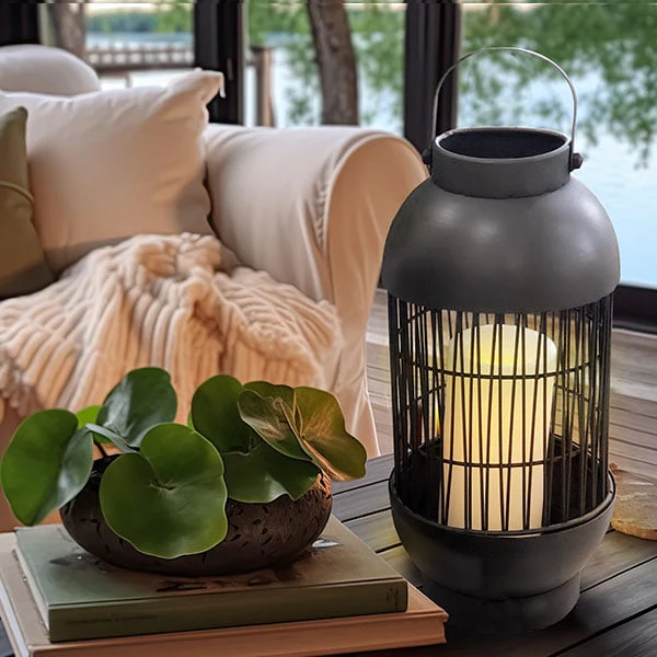 Rustic Round Iron Wire Lantern