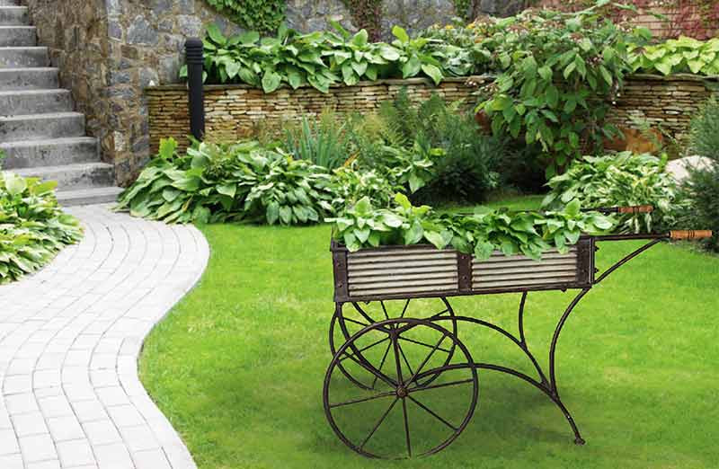 *HUGE* Metal Flower Cart