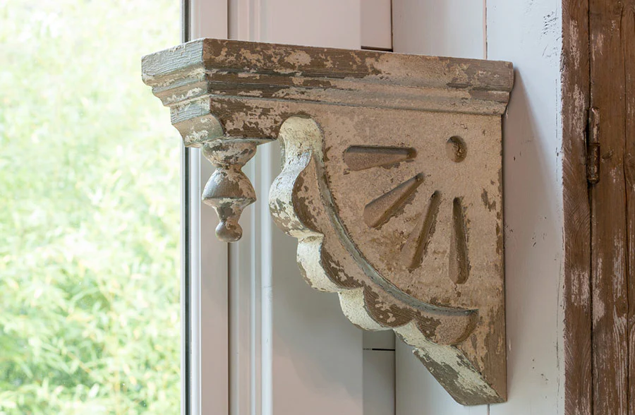 Old General Store Corbel